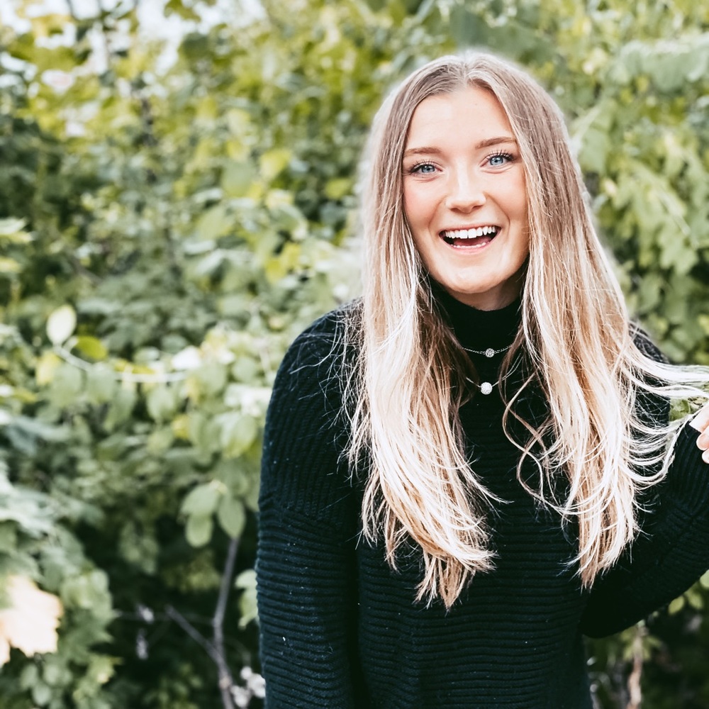 Meet Your Posher, Casey